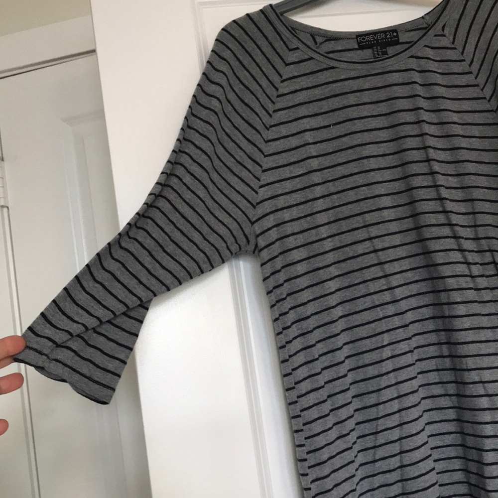 Striped top - Picture 3 of 5